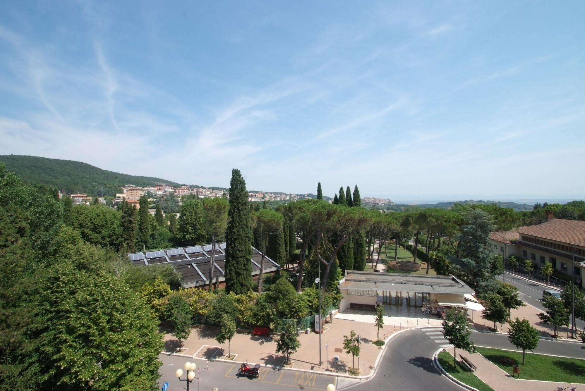 Albergo Le Sorgenti Chianciano Terme Exterior photo